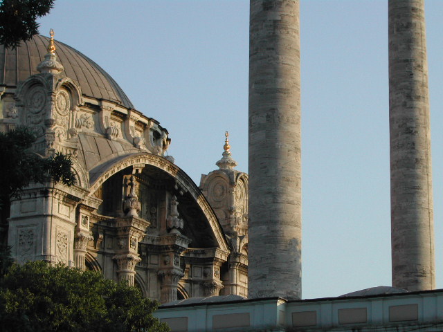 mosques in streets of istanbul