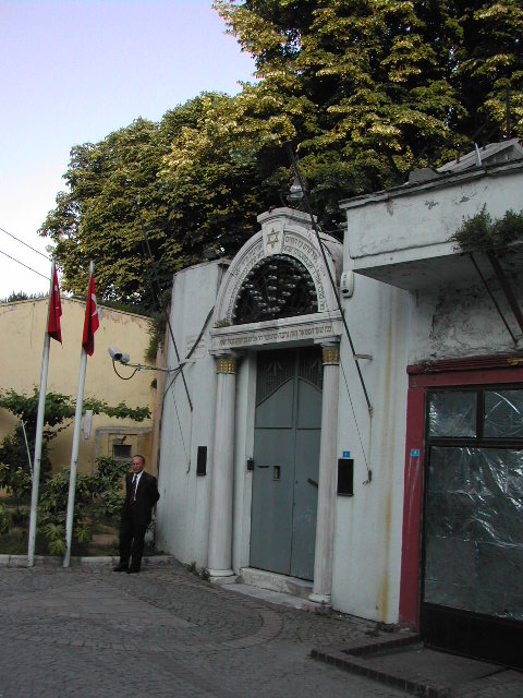 mosques in streets of istanbul