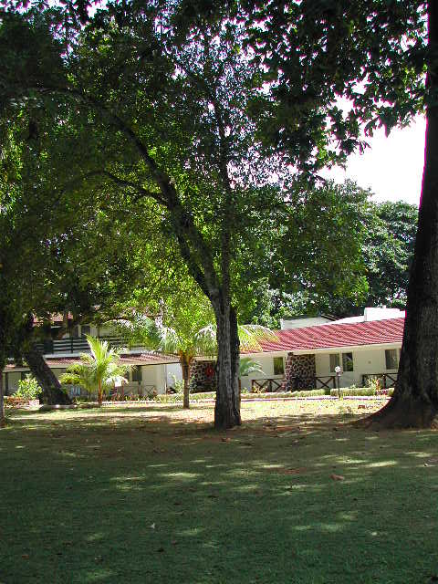 hotel praslin beach