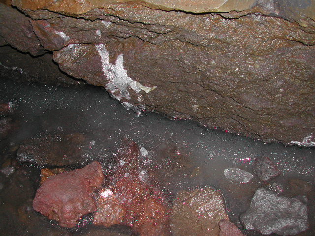 idaho - craters of the moon - boy scout cave