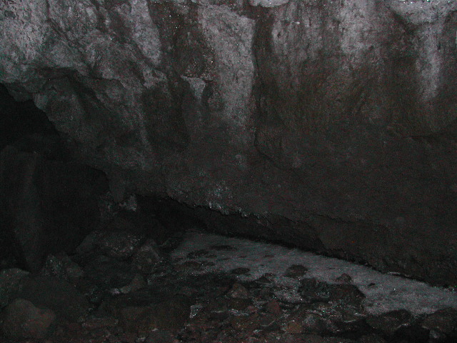 idaho - craters of the moon - boy scout cave