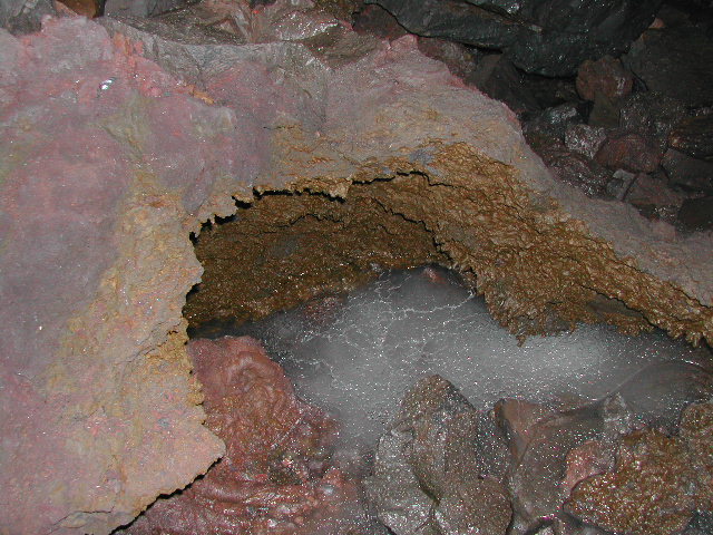 idaho - craters of the moon - boy scout cave